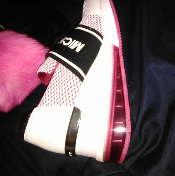 Michael Kore Shoes - Picture 2 of 2